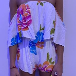 Woman Floral Off-the-shoulder Romper